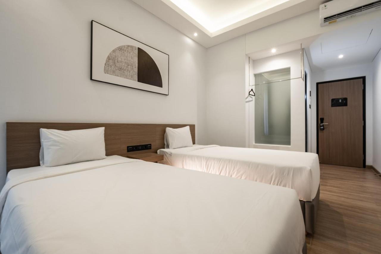 Assa Hotel Semarang Esterno foto