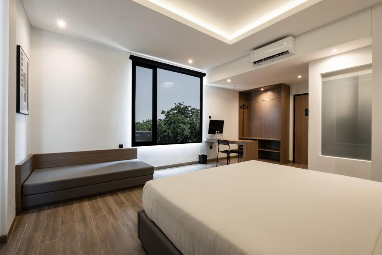 Assa Hotel Semarang Esterno foto